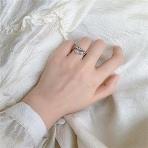 ♠️ NWT Statement Silver Ring with Pearl